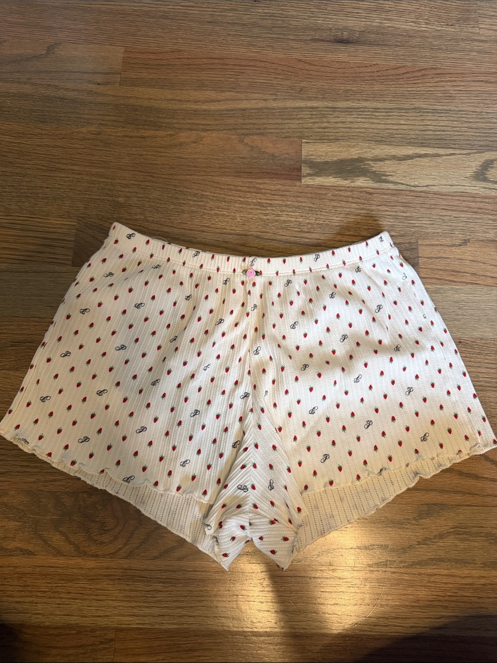 VS PINK Women’s Cream Lounge Shorts with Red Strawberry 🍓 Print